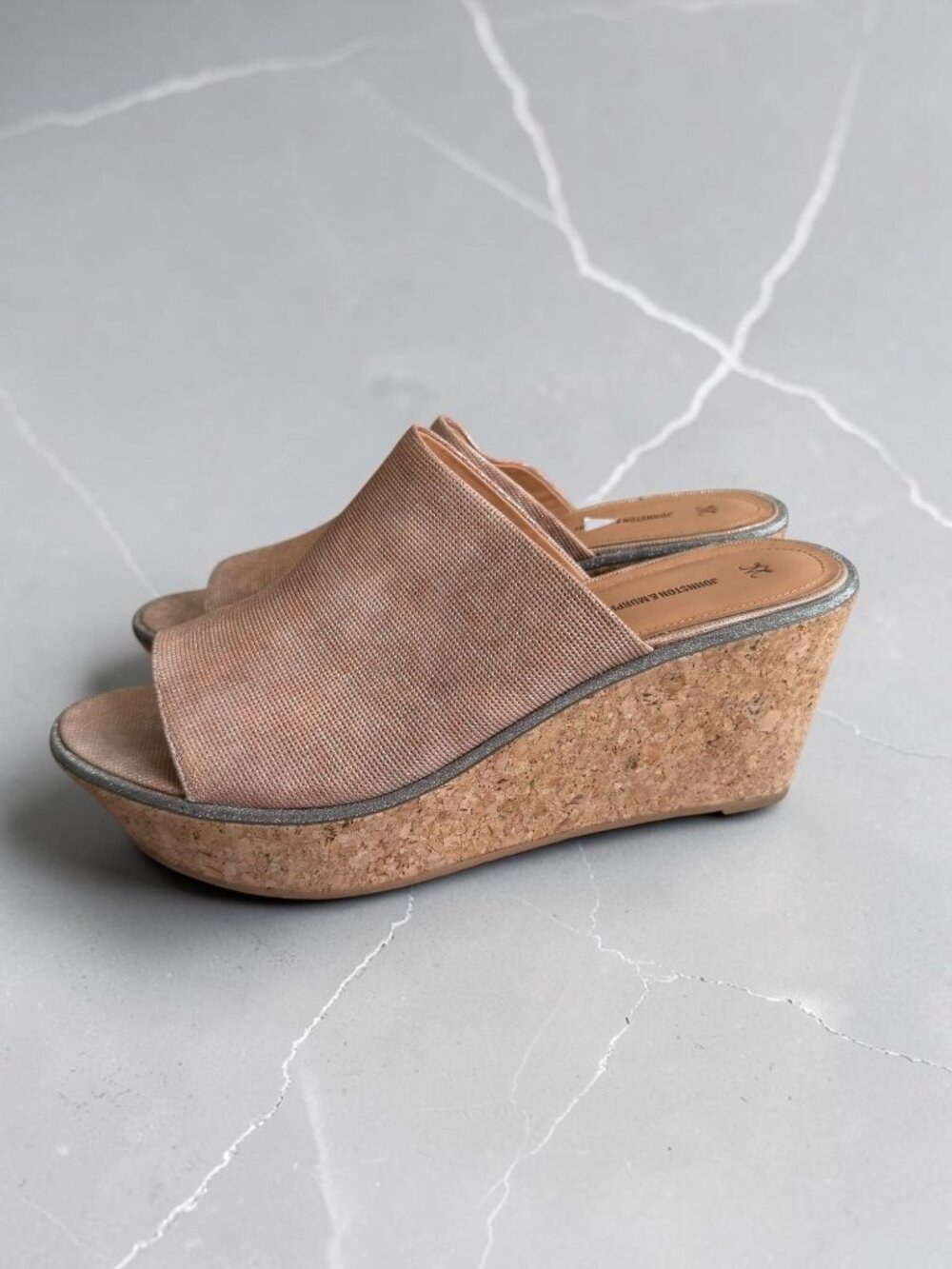 JOHNSTON & MURPHY Beige Leather cork Wedges Sandals Size 11